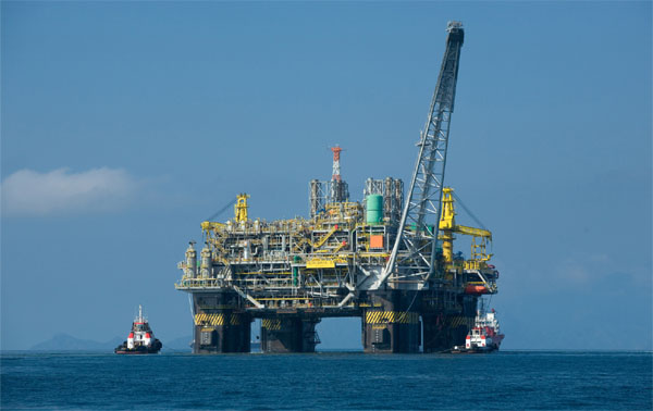 Oil rigs as reefs