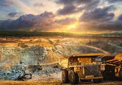 Final Permit Secured for 10,000-Tonne Gold and Silver Bulk Sample in British Columbia