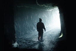 Gold Miner Reveals High-Grade Breakthroughs at Ontario Project