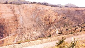 New Gold Zones Found Beneath Wenot Pit, Beyond Expectations